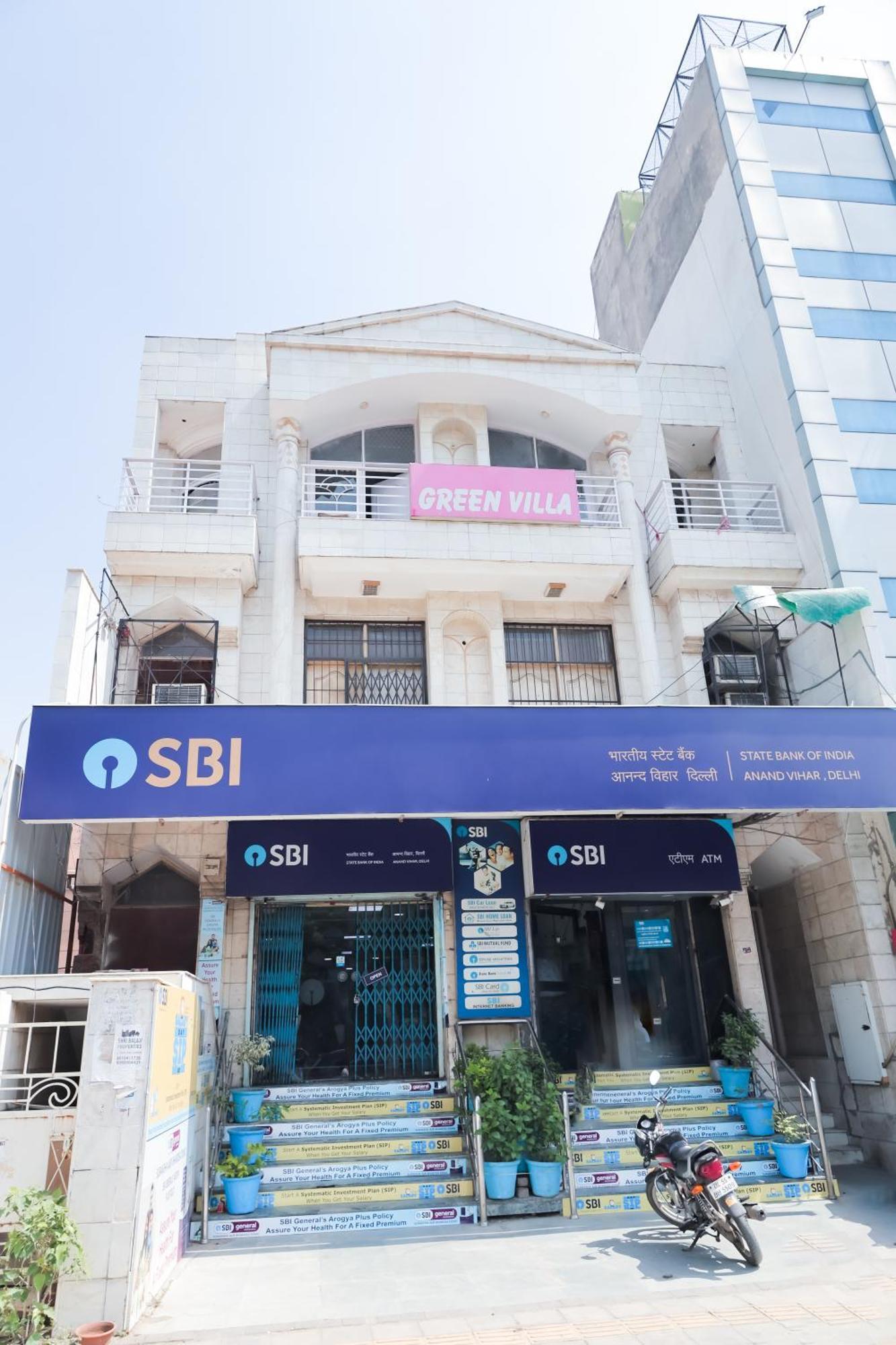Hotel Green Villa - Near Anand Vihar Station Нью-Дели Экстерьер фото