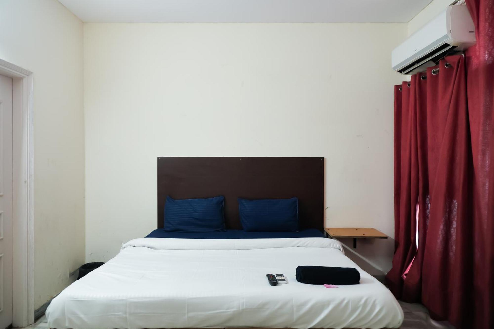 Hotel Green Villa - Near Anand Vihar Station Нью-Дели Экстерьер фото